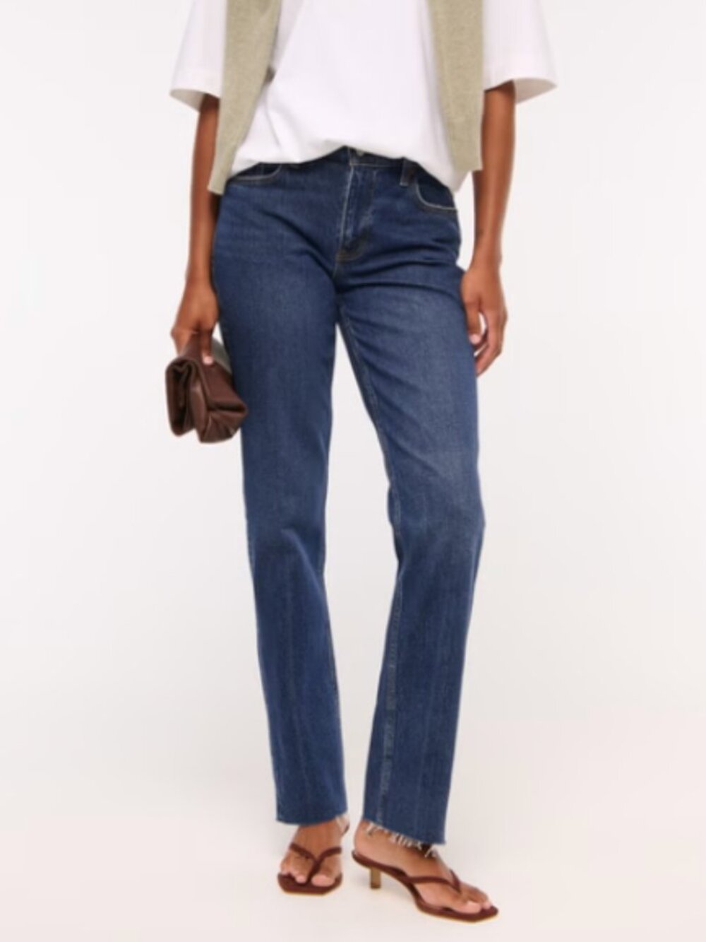 Abercrombie Curve Love 90s Straight Mid Rise Jeans
